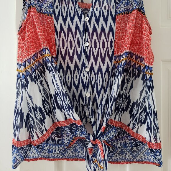 Tie-bottom ikat blouse - Picture 2 of 3